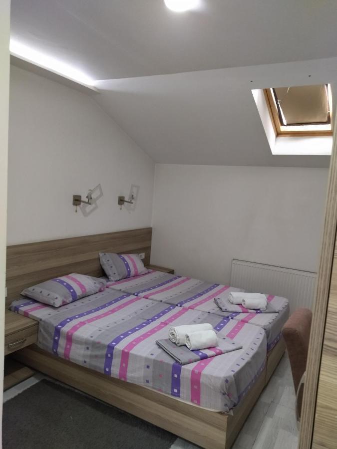 לסקובץ Atina Lux Hostel מראה חיצוני תמונה