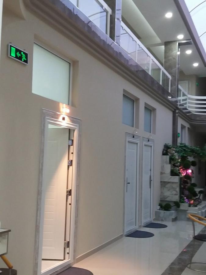 לסקובץ Atina Lux Hostel מראה חיצוני תמונה