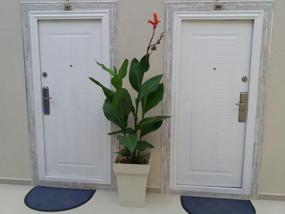 לסקובץ Atina Lux Hostel מראה חיצוני תמונה
