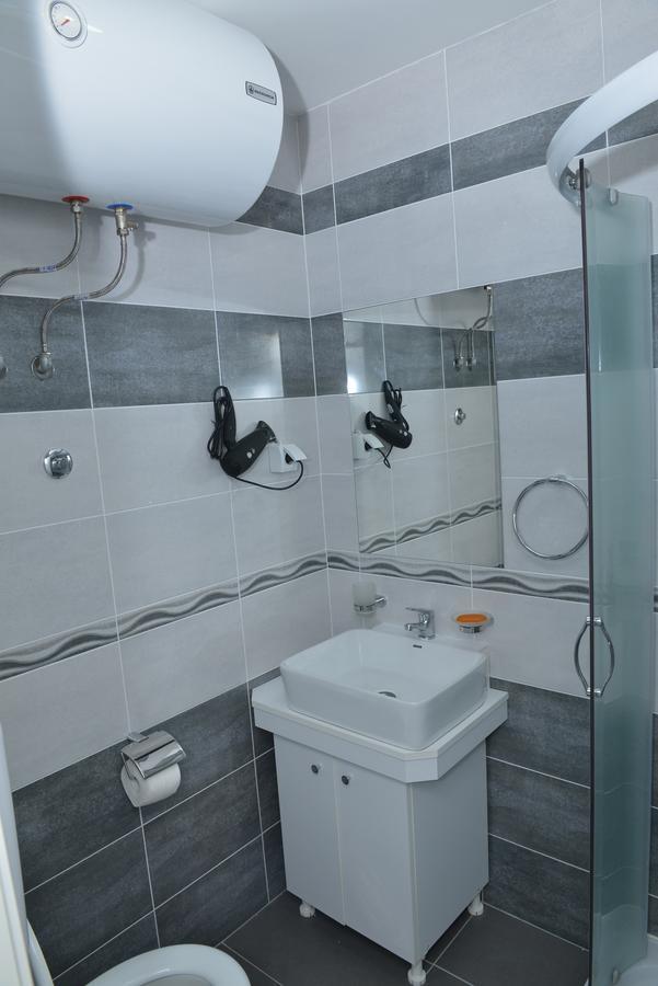 לסקובץ Atina Lux Hostel מראה חיצוני תמונה