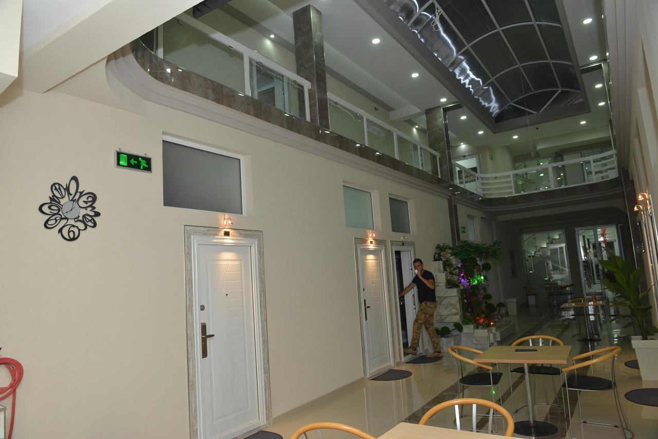 לסקובץ Atina Lux Hostel מראה חיצוני תמונה