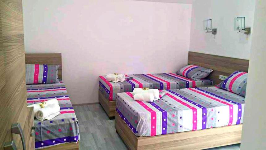 לסקובץ Atina Lux Hostel מראה חיצוני תמונה