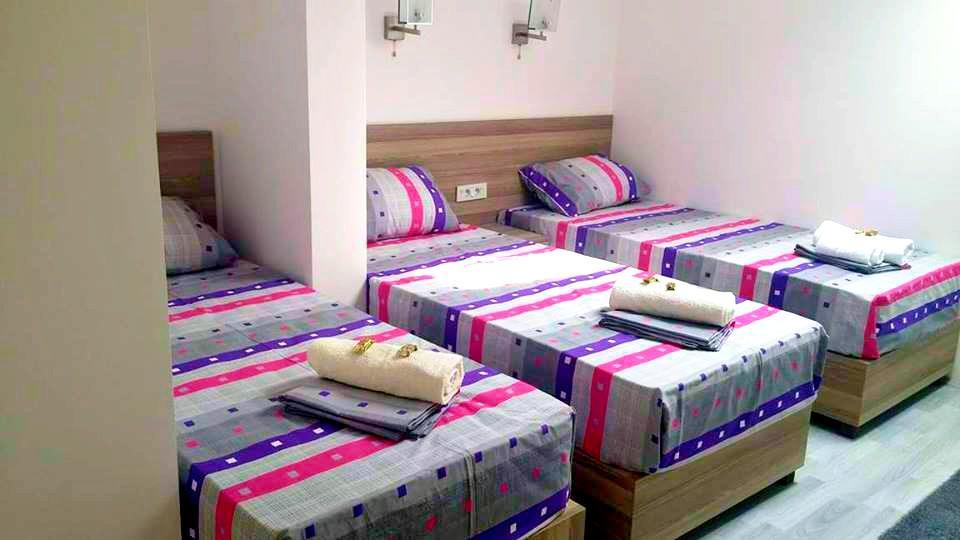 לסקובץ Atina Lux Hostel מראה חיצוני תמונה